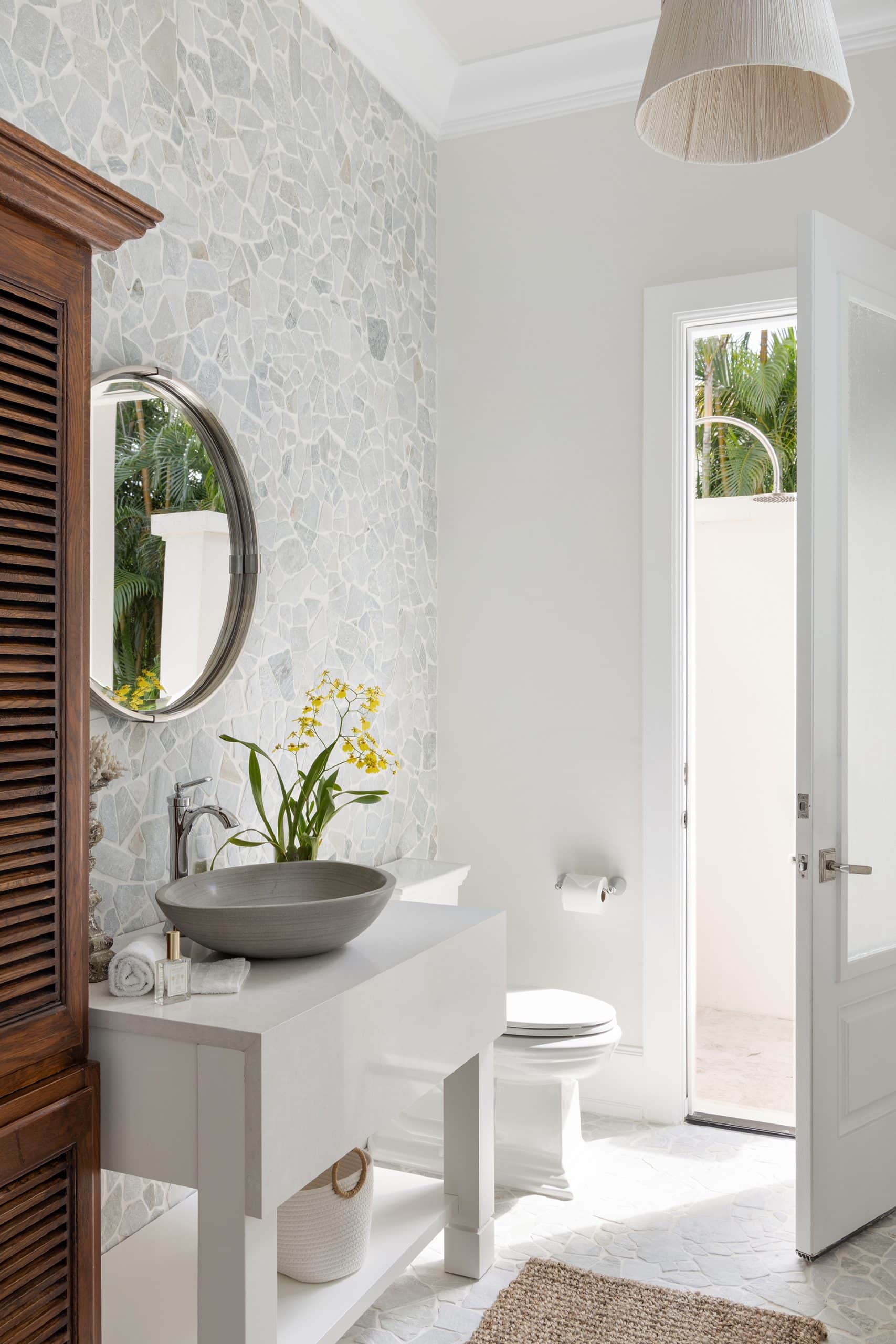 047_Oriole_Nautilus_RyanGammaPhotography